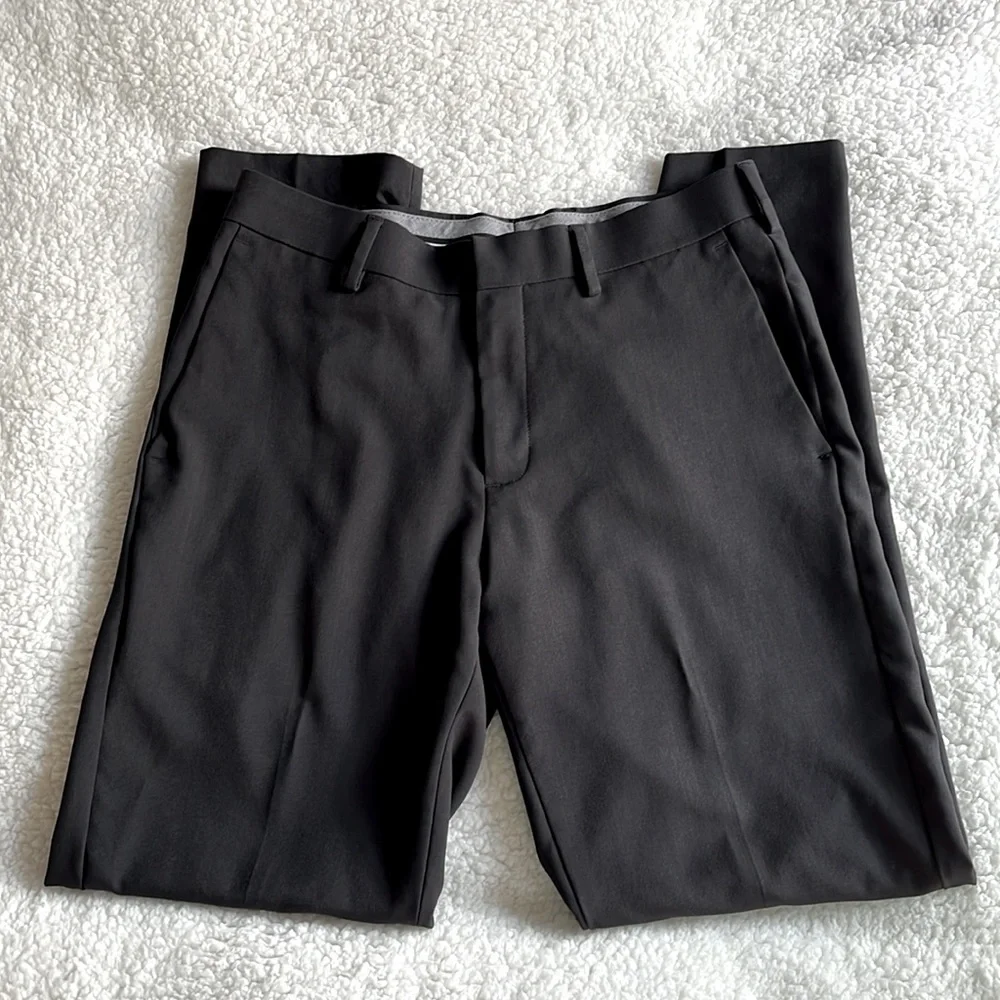 Bundle of 2 Men’s Haggar Dress Pants W30, L 30 - Picture 6 of 7